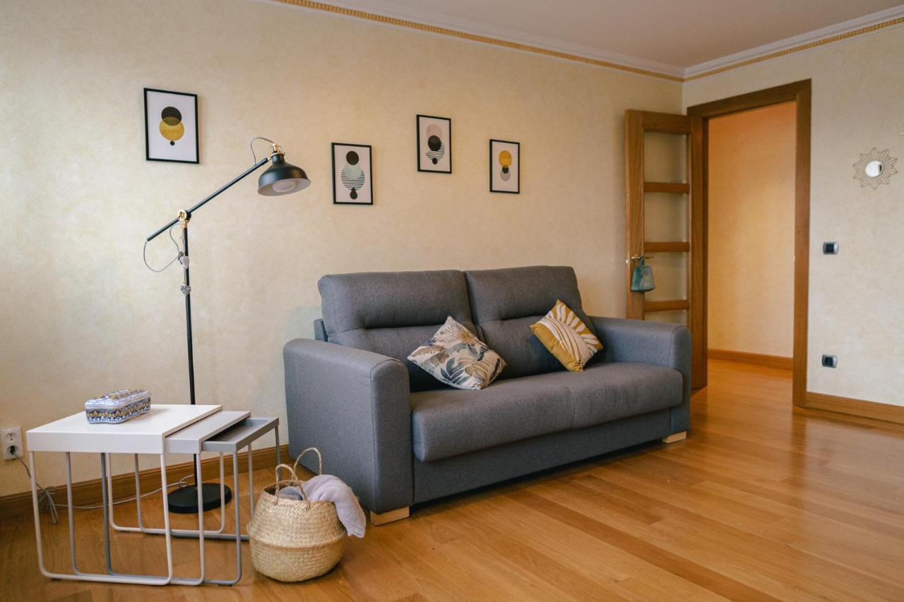 Alojamiento Urabain Apartment Allo Ngoại thất bức ảnh